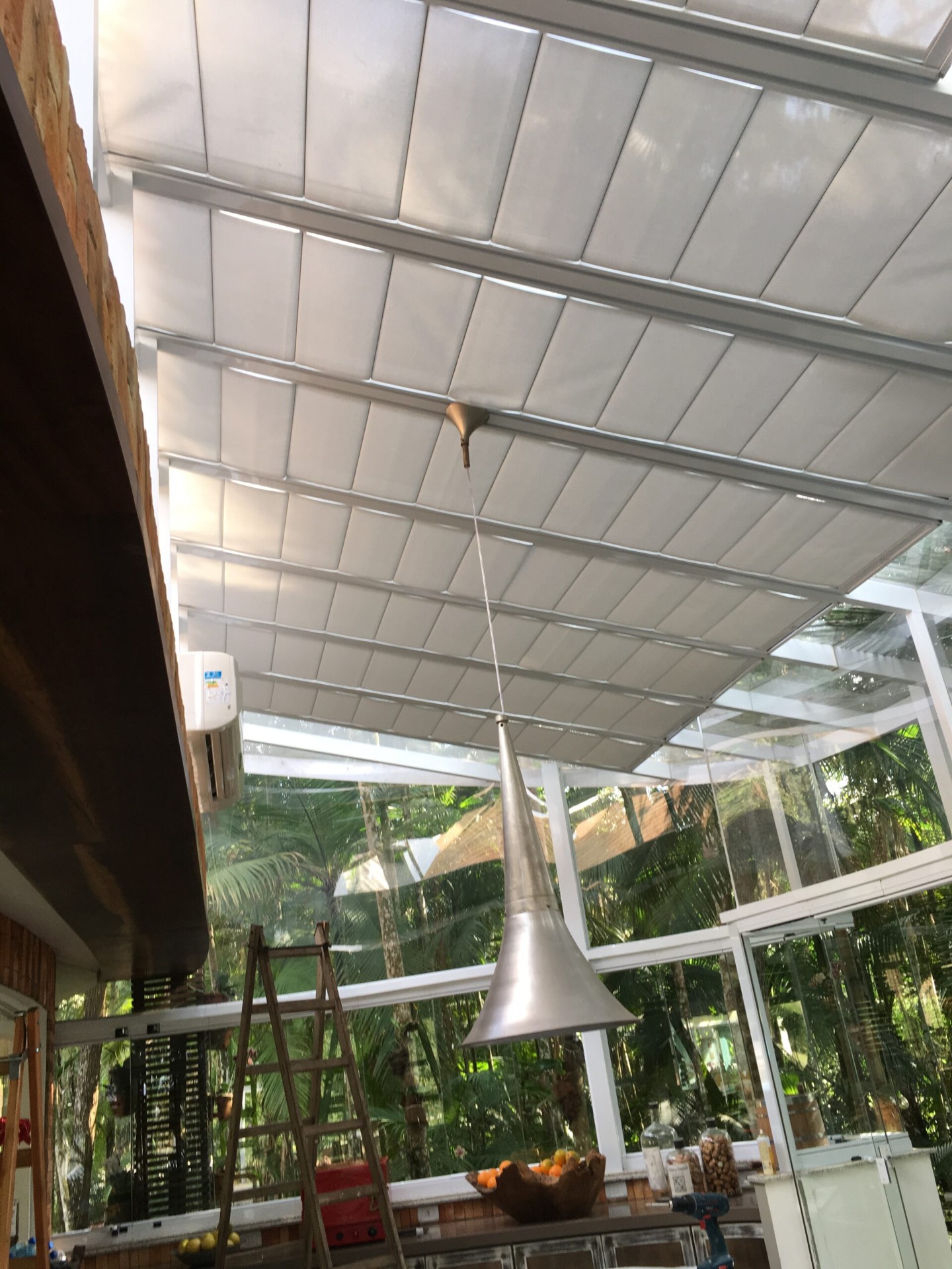 Persianas de teto — imagem do acervo RVM